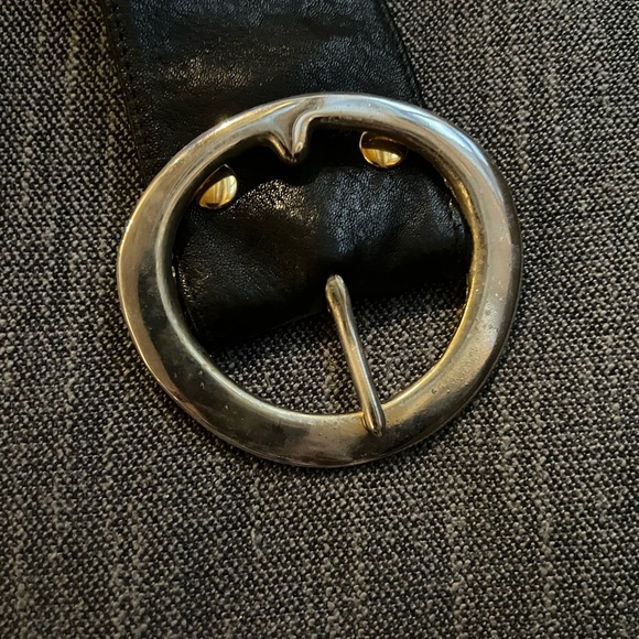 🪩🕺🏻Chic 100% leather round gold buckle belt 💃 - Picture 6 of 7